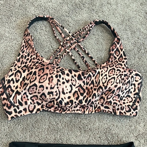 Victoria's Secret Other - Victoria’s  Secret • Leopard Print Sports Bra